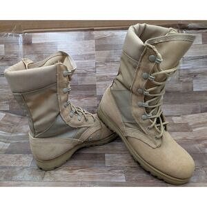 Men's Desert Tan Combat Boots Size 5R Vibram Soles Lace Up Military Outdoor